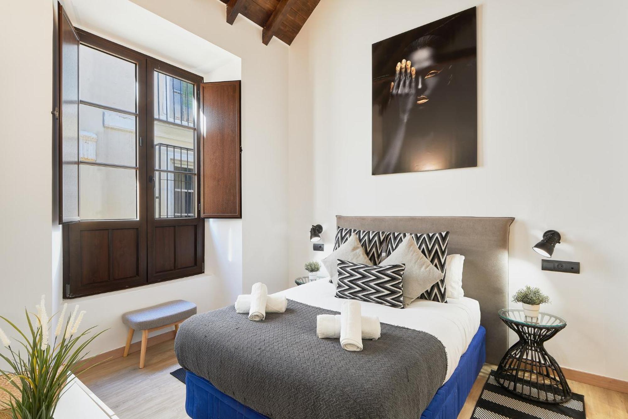 Martires Malaga Centro Apartment Luaran gambar
