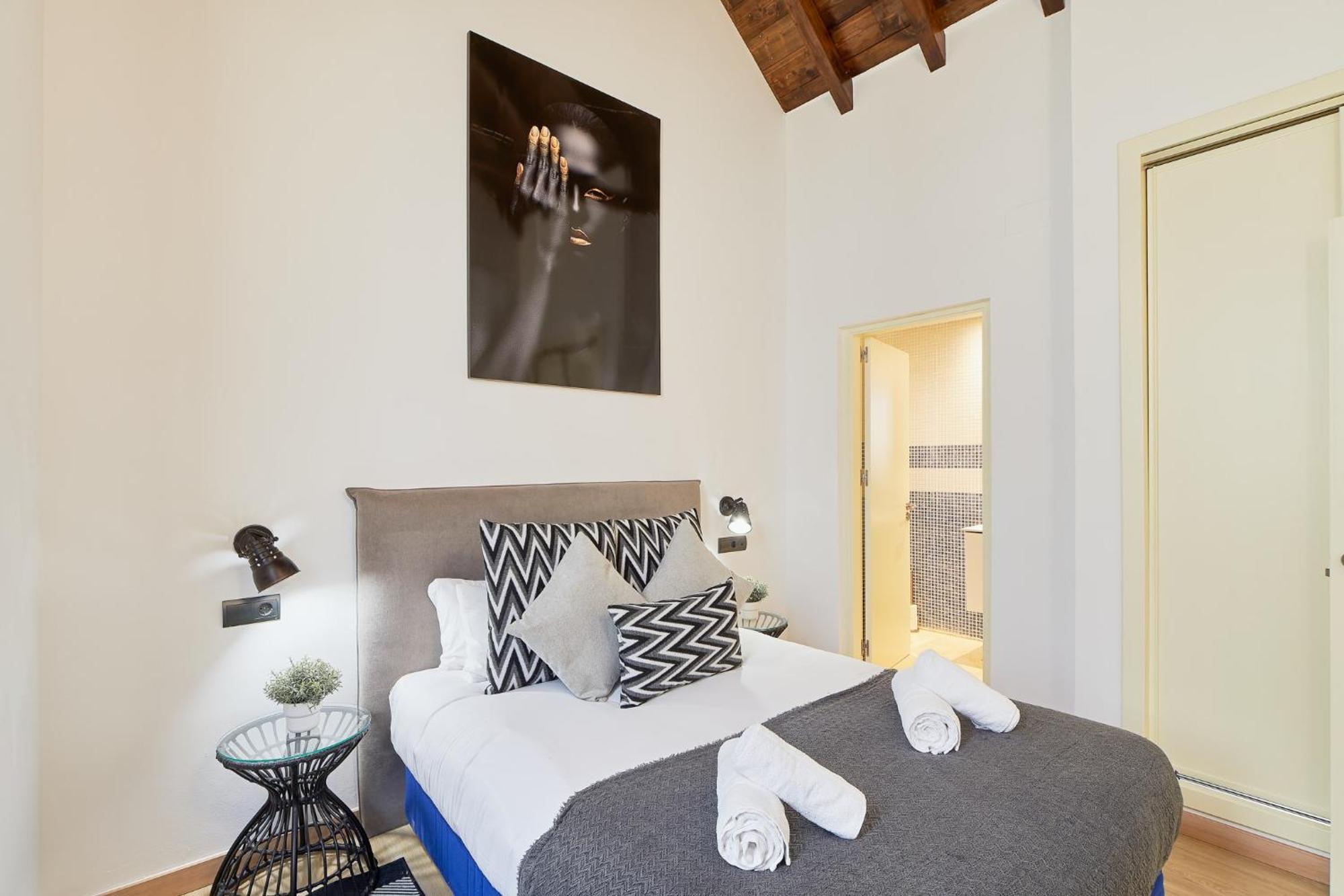 Martires Malaga Centro Apartment Luaran gambar